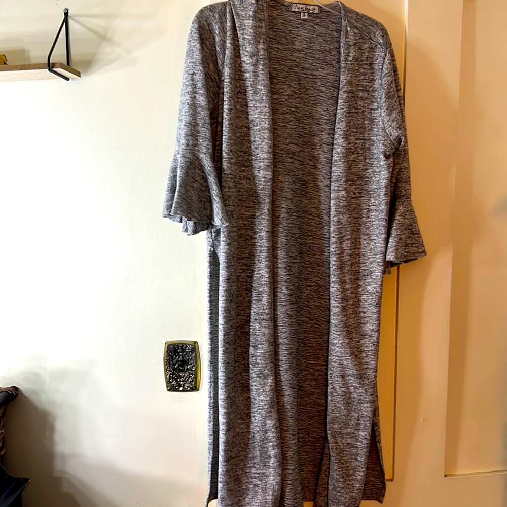 Cardigan with slits up sides